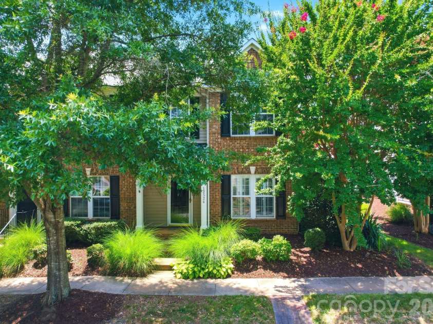 12524 Eudora Lane, Charlotte, NC 28277.  MLS# CAR4397502, YatesRealty ID 36927. 
