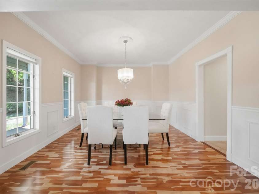 277 Rembrandt Drive, Boone, NC 28607.  MLS# CAR4404403, YatesRealty ID 36928. Dinning Room