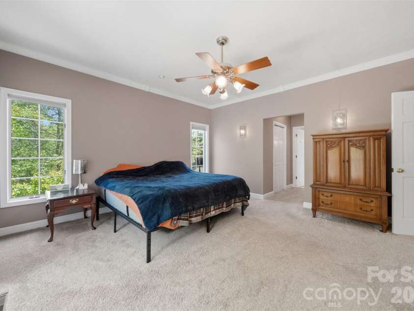 277 Rembrandt Drive, Boone, NC 28607.  MLS# CAR4404403, YatesRealty ID 36928. Primary Suite Main