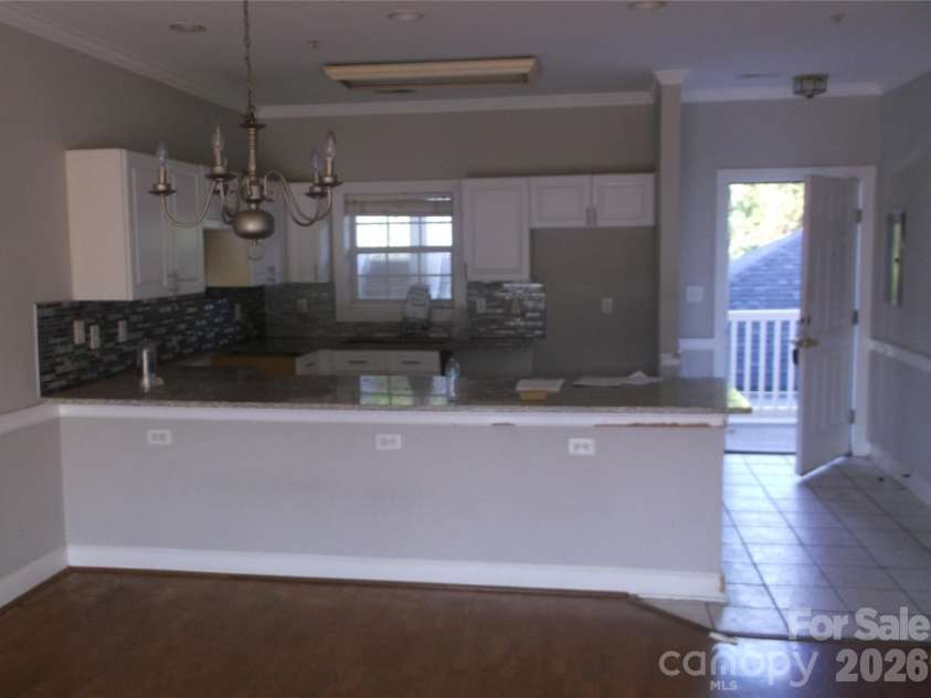 8927 Meadow Vista Road, Charlotte, NC 28213.  MLS# CAR4404521, YatesRealty ID 36929. 