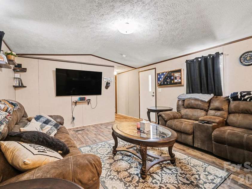 1846 Apple Blossom Road, York, SC 29745.  MLS# CAR4343356, YatesRealty ID 3693. 