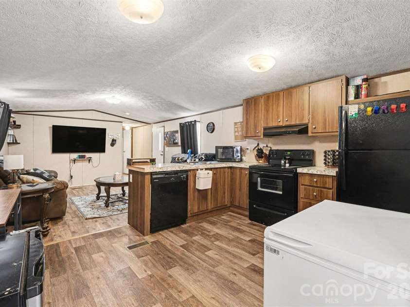 1846 Apple Blossom Road, York, SC 29745.  MLS# CAR4343356, YatesRealty ID 3693. 