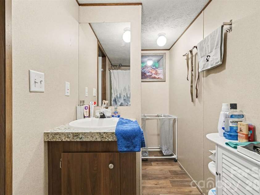 1846 Apple Blossom Road, York, SC 29745.  MLS# CAR4343356, YatesRealty ID 3693. 