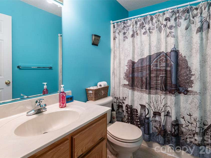 240 Taylor Circle, Granite Falls, NC 28630.  MLS# CAR4342387, YatesRealty ID 3693. Main Bath