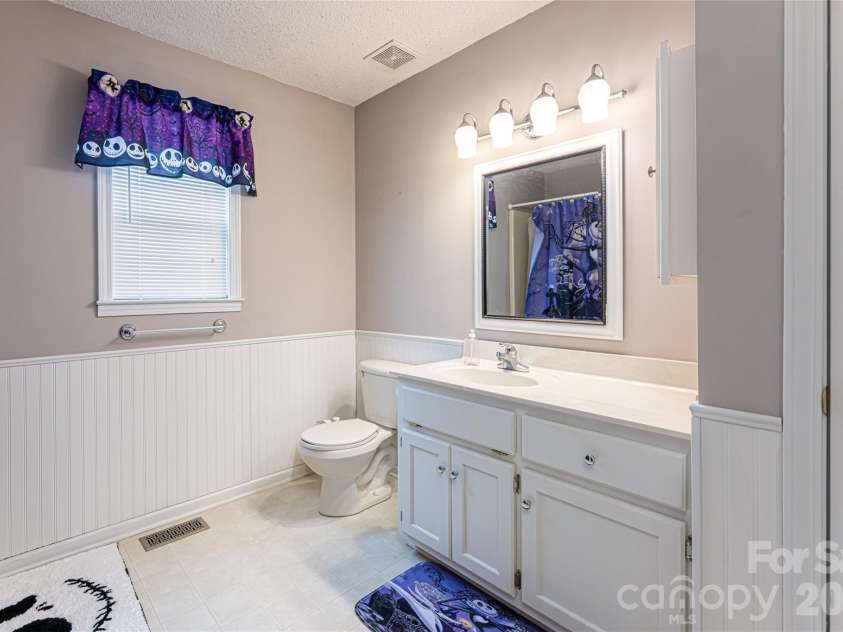 240 Taylor Circle, Granite Falls, NC 28630.  MLS# CAR4342387, YatesRealty ID 3693. Primary Bath