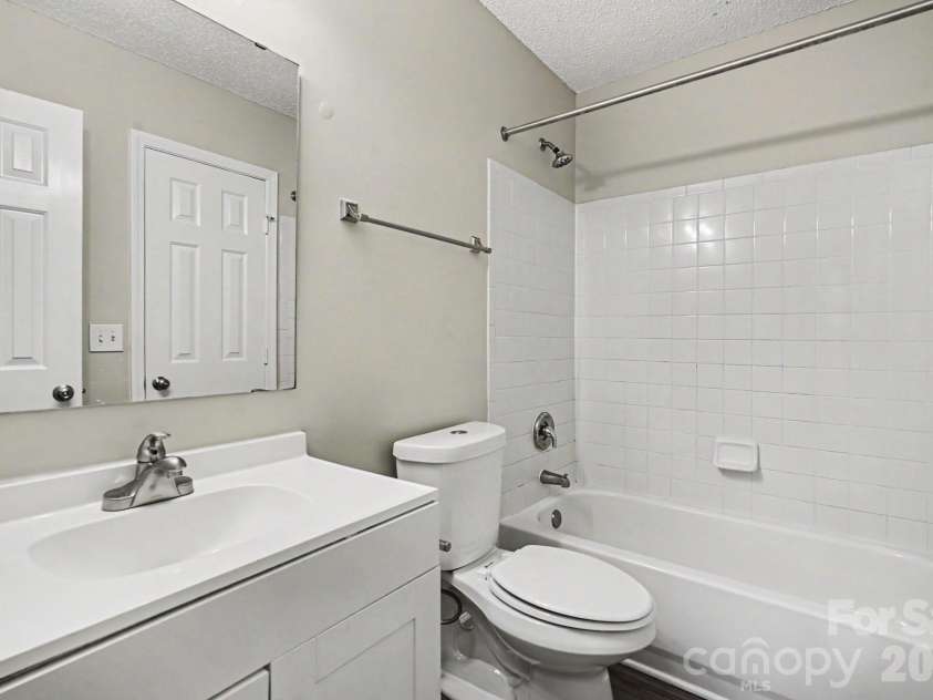 10346 Cannarti Drive, Charlotte, NC 28273.  MLS# CAR4403676, YatesRealty ID 36930. 