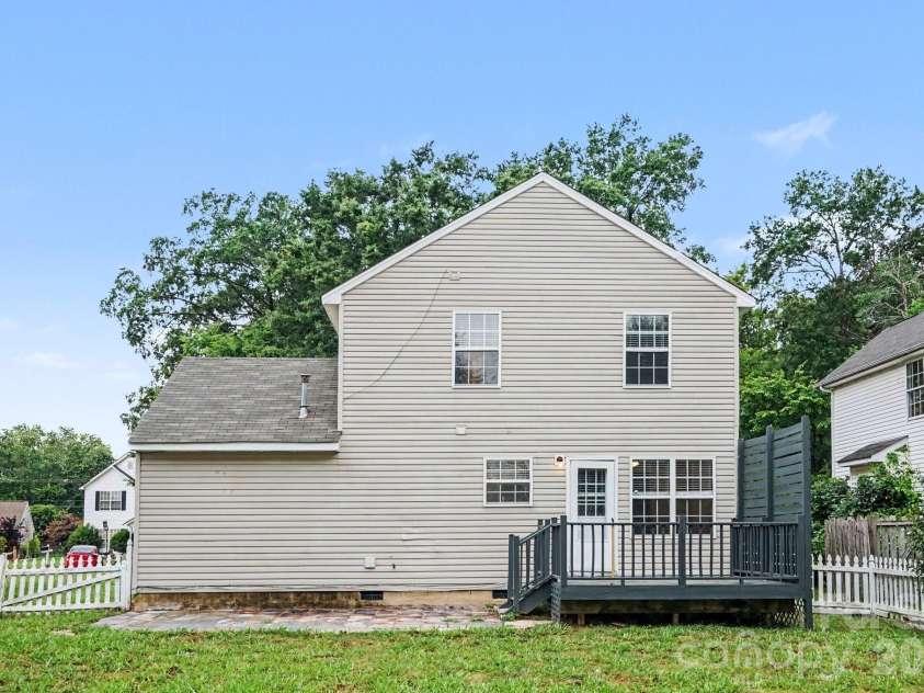10346 Cannarti Drive, Charlotte, NC 28273.  MLS# CAR4403676, YatesRealty ID 36930. 
