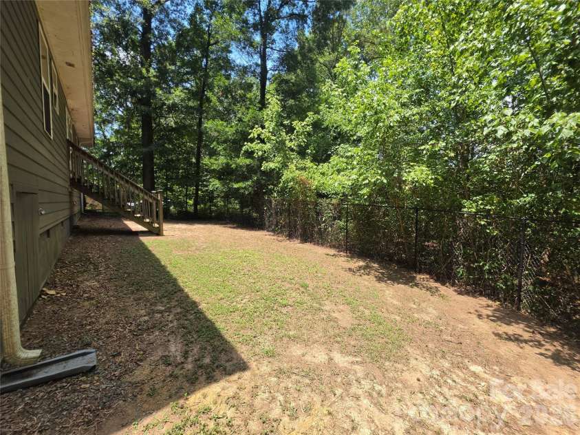 620 Welsh Avenue, Monroe, NC 28112.  MLS# CAR4388683, YatesRealty ID 36931. 