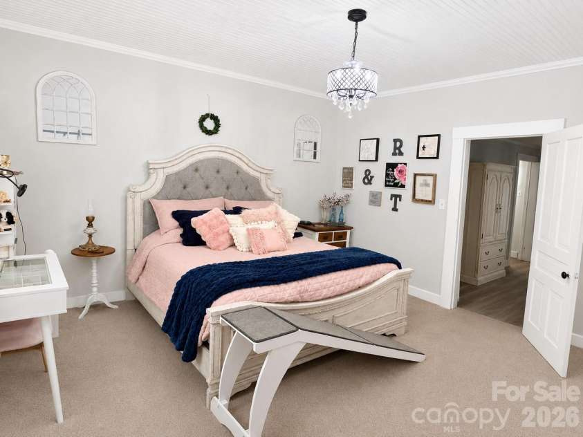 370 Buck Drive, Salisbury, NC 28146.  MLS# CAR4395809, YatesRealty ID 36932. 