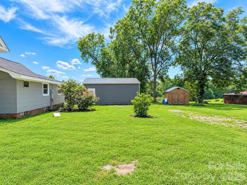 370 Buck Drive, Salisbury, NC 28146.  MLS# CAR4395809, YatesRealty ID 36932. 