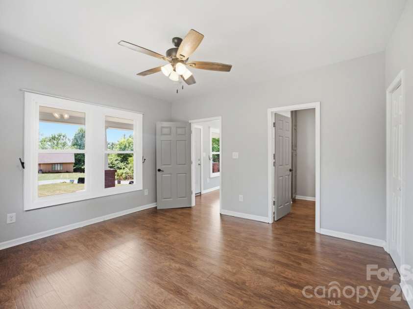 661 Lenoir Road, Morganton, NC 28655.  MLS# CAR4402900, YatesRealty ID 36936. 