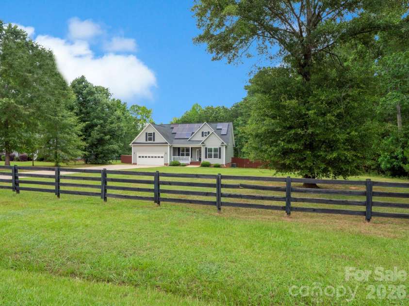 2239 Cedar Road, York, SC 29745.  MLS# CAR4403769, YatesRealty ID 36938. 