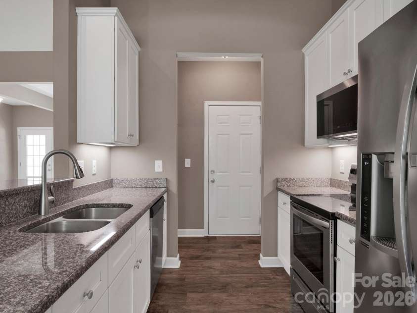 2239 Cedar Road, York, SC 29745.  MLS# CAR4403769, YatesRealty ID 36938. 