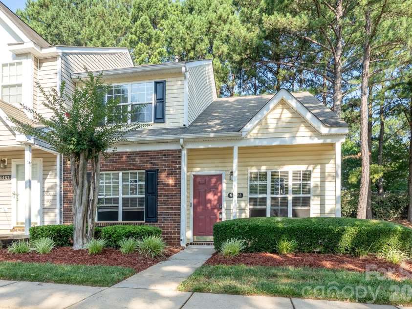 6491 Saint Bernard Way, Charlotte, NC 28269.  MLS# CAR4400216, YatesRealty ID 36939. Front