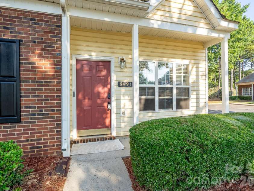 6491 Saint Bernard Way, Charlotte, NC 28269.  MLS# CAR4400216, YatesRealty ID 36939. Front