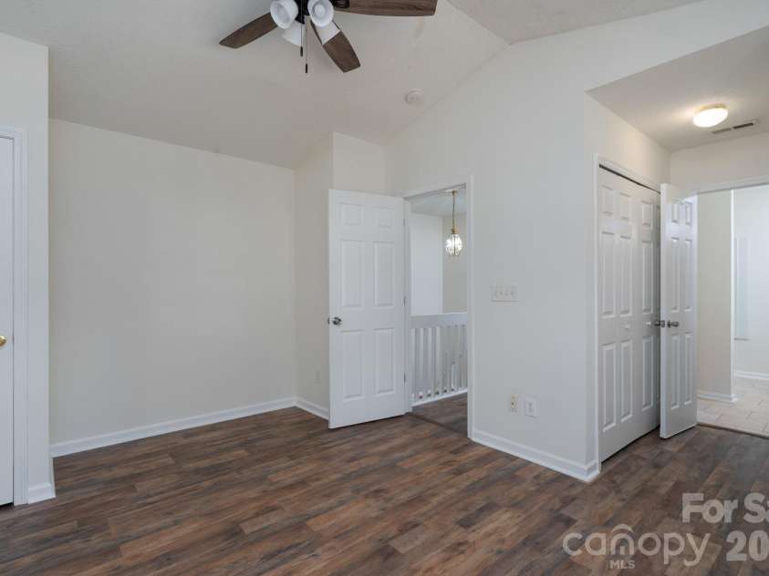 6491 Saint Bernard Way, Charlotte, NC 28269.  MLS# CAR4400216, YatesRealty ID 36939. Upstairs Bed 1