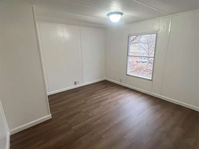 56 Poplar Drive, Spruce Pine, NC 28777.  MLS# CAR4234702, YatesRealty ID 3694. 