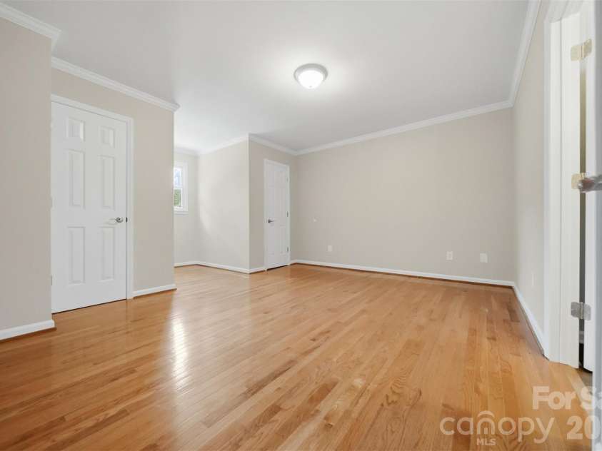 131 Fox Runn Drive, Granite Falls, NC 28630.  MLS# CAR4404358, YatesRealty ID 36943. Primary bedroom with full bathroom