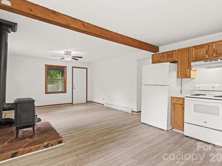 6115 Skyland Drive, Sylva, NC 28779.  MLS# CAR4401474, YatesRealty ID 36944. 