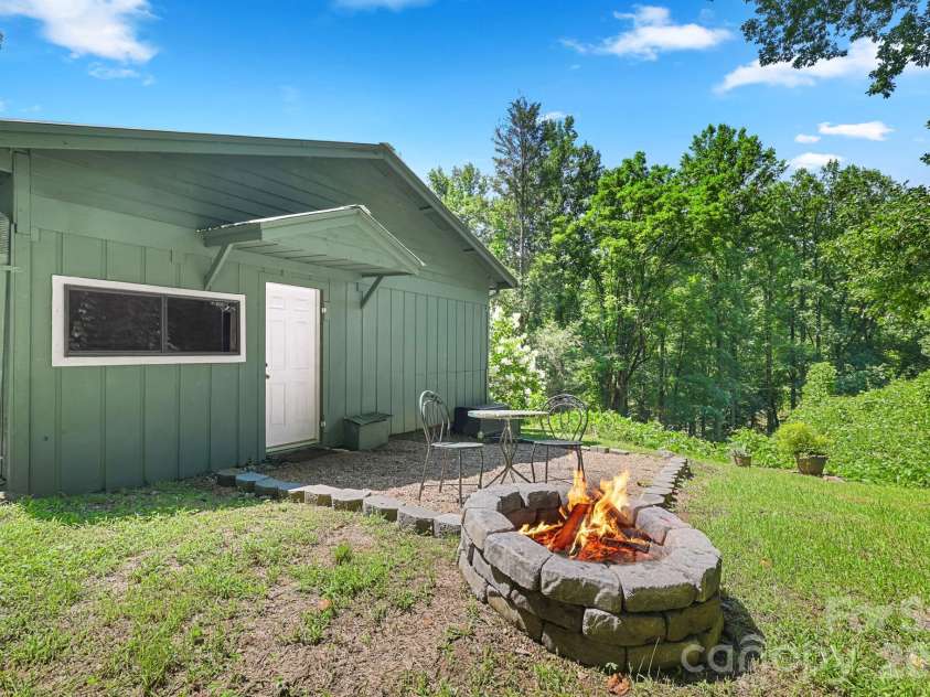 6115 Skyland Drive, Sylva, NC 28779.  MLS# CAR4401474, YatesRealty ID 36944. 