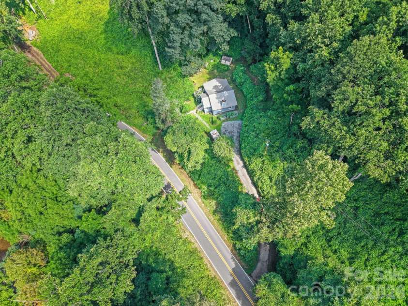 6115 Skyland Drive, Sylva, NC 28779.  MLS# CAR4401474, YatesRealty ID 36944. 
