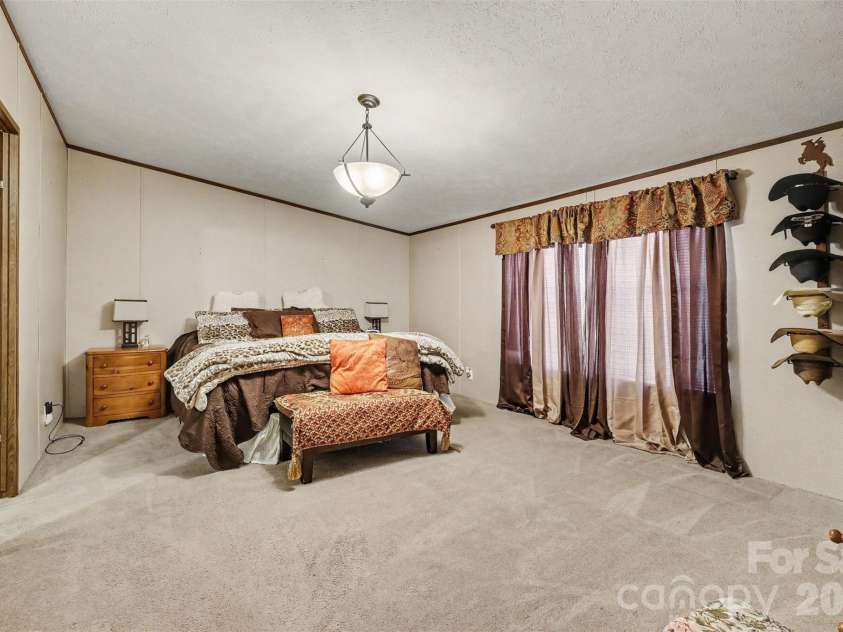 2246 Emerald Mine Road, Shelby, NC 28152.  MLS# CAR4400942, YatesRealty ID 36948. 