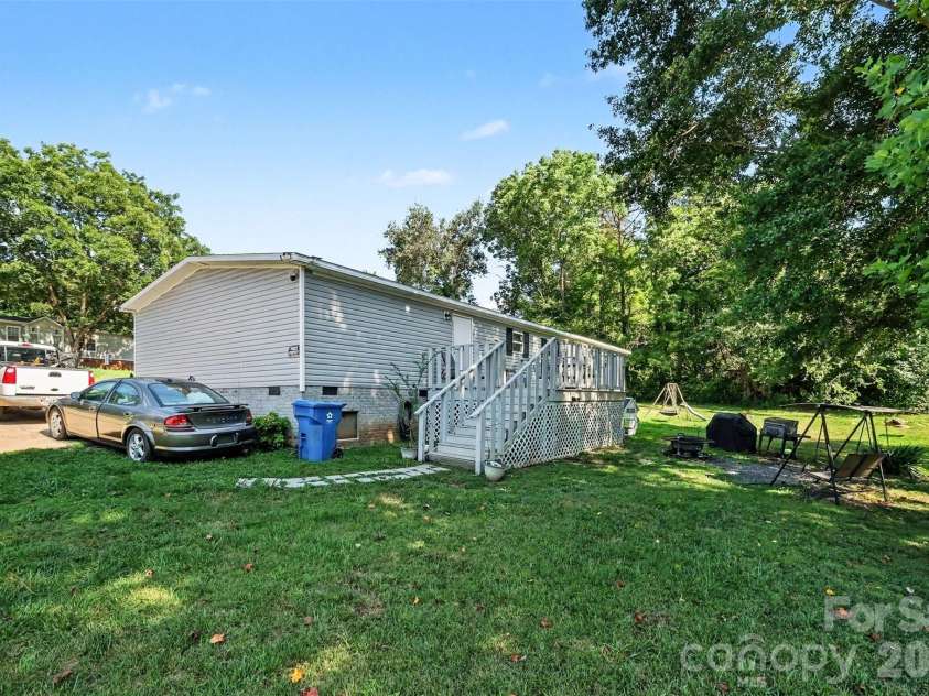 2246 Emerald Mine Road, Shelby, NC 28152.  MLS# CAR4400942, YatesRealty ID 36948. 