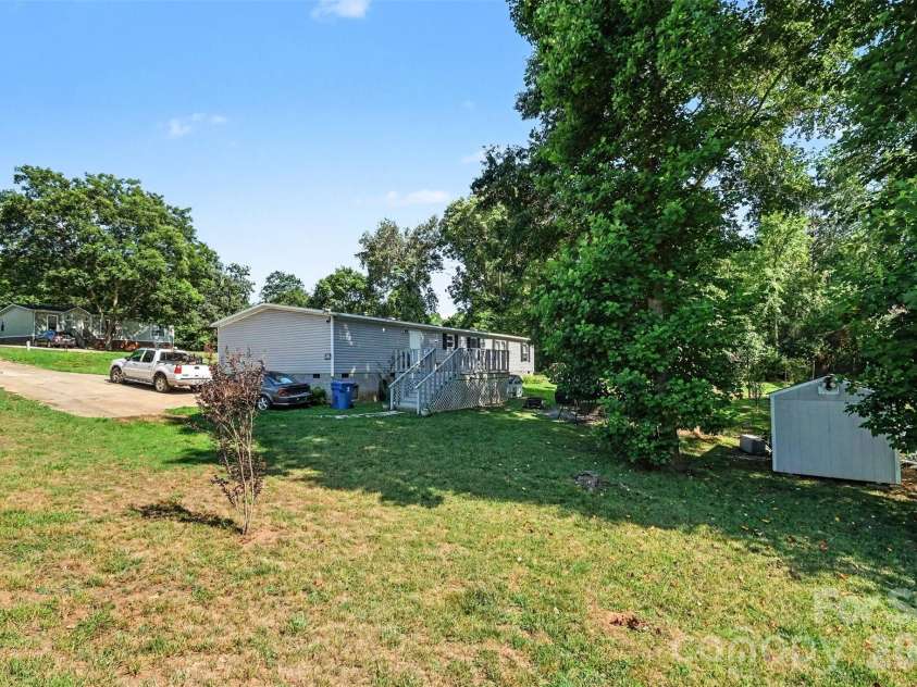 2246 Emerald Mine Road, Shelby, NC 28152.  MLS# CAR4400942, YatesRealty ID 36948. 