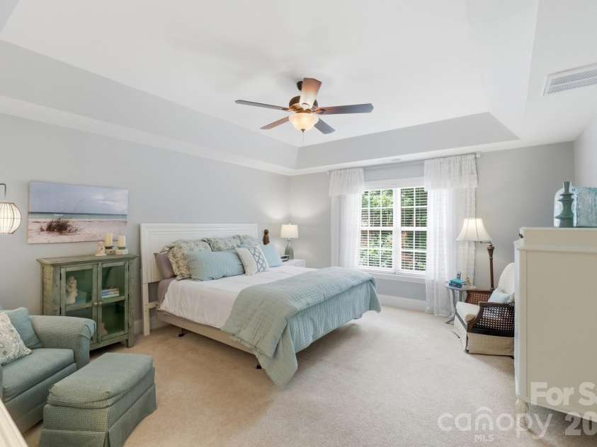 6017 Colton Ridge Drive, Indian Trail, NC 28079.  MLS# CAR4401537, YatesRealty ID 36949. Primary Bedroom w/ Ensuite on 2nd Level