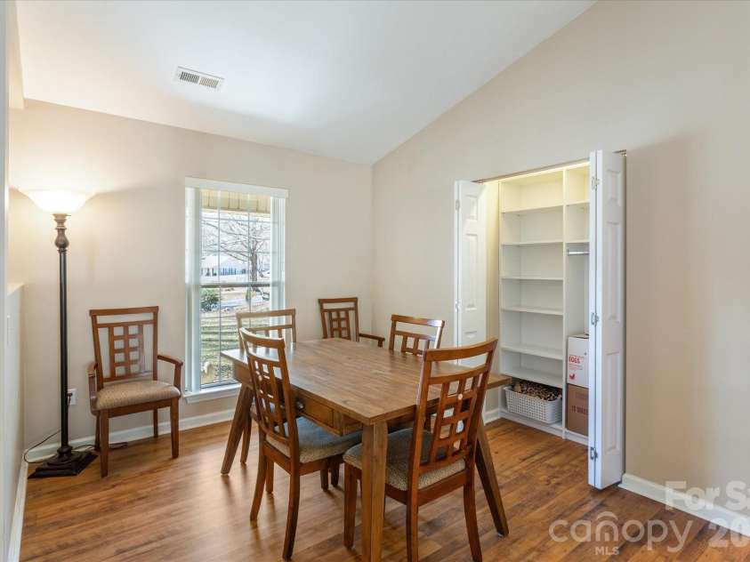 2625 Middleton Circle, Hendersonville, NC 28791.  MLS# CAR4346710, YatesRealty ID 3695. 