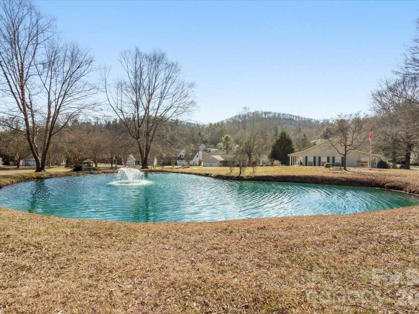 2625 Middleton Circle, Hendersonville, NC 28791.  MLS# CAR4346710, YatesRealty ID 3695. 