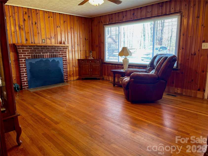 3988 Greenwood Drive, Lenoir, NC 28645.  MLS# CAR4335992, YatesRealty ID 3695. 