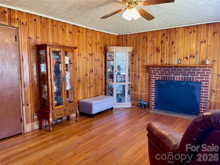 3988 Greenwood Drive, Lenoir, NC 28645.  MLS# CAR4335992, YatesRealty ID 3695. 