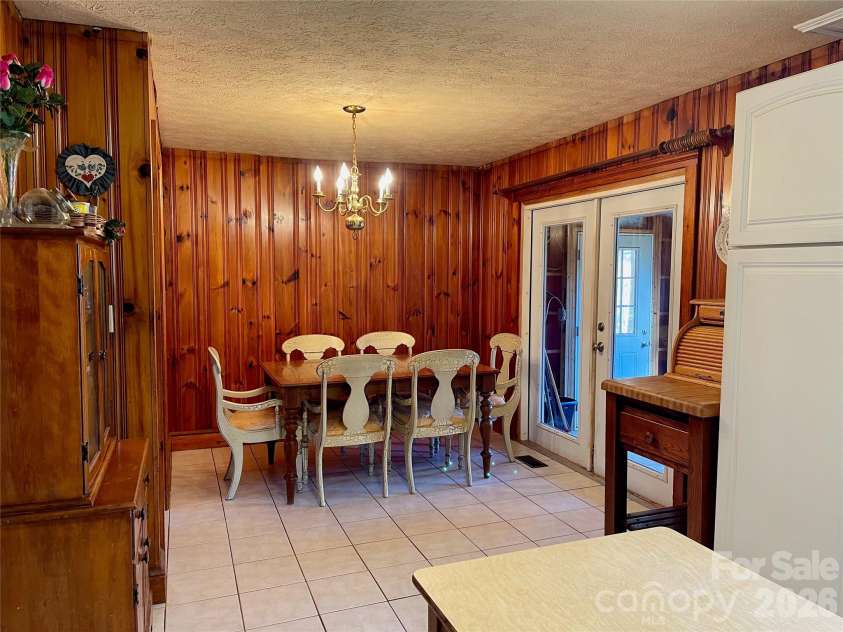 3988 Greenwood Drive, Lenoir, NC 28645.  MLS# CAR4335992, YatesRealty ID 3695. 