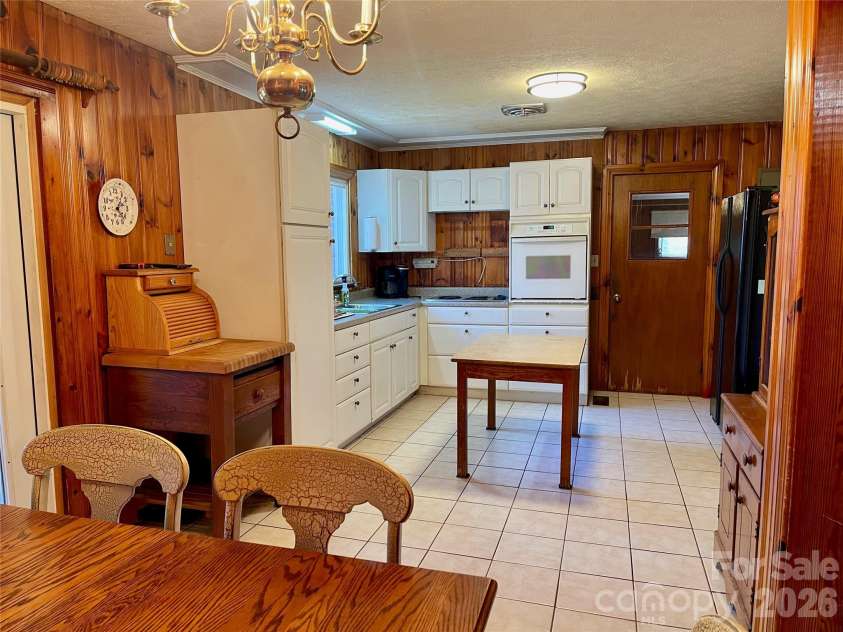 3988 Greenwood Drive, Lenoir, NC 28645.  MLS# CAR4335992, YatesRealty ID 3695. 