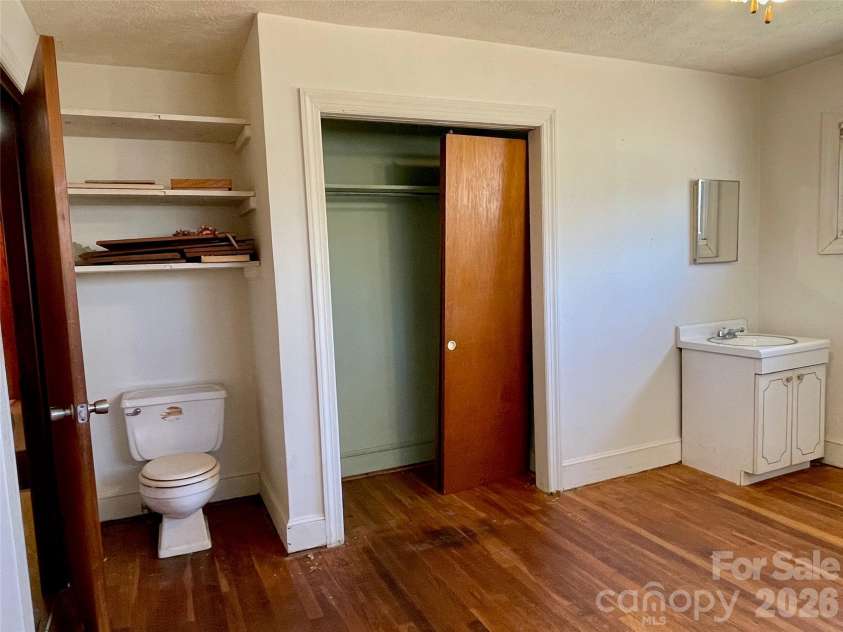 3988 Greenwood Drive, Lenoir, NC 28645.  MLS# CAR4335992, YatesRealty ID 3695. 