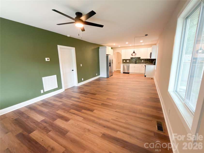 1904 Hemlock Avenue, Gastonia, NC 28054.  MLS# CAR4385499, YatesRealty ID 36950. 