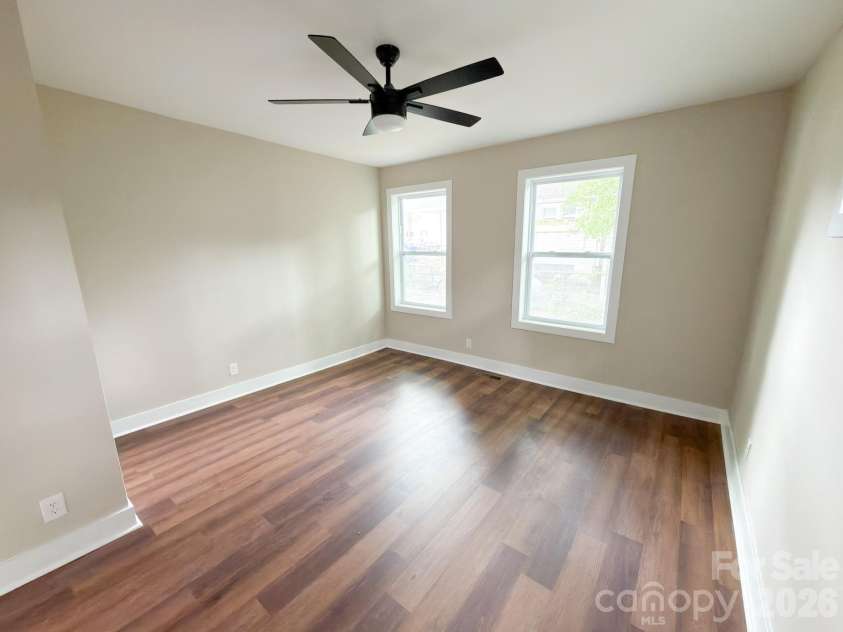 1904 Hemlock Avenue, Gastonia, NC 28054.  MLS# CAR4385499, YatesRealty ID 36950. 
