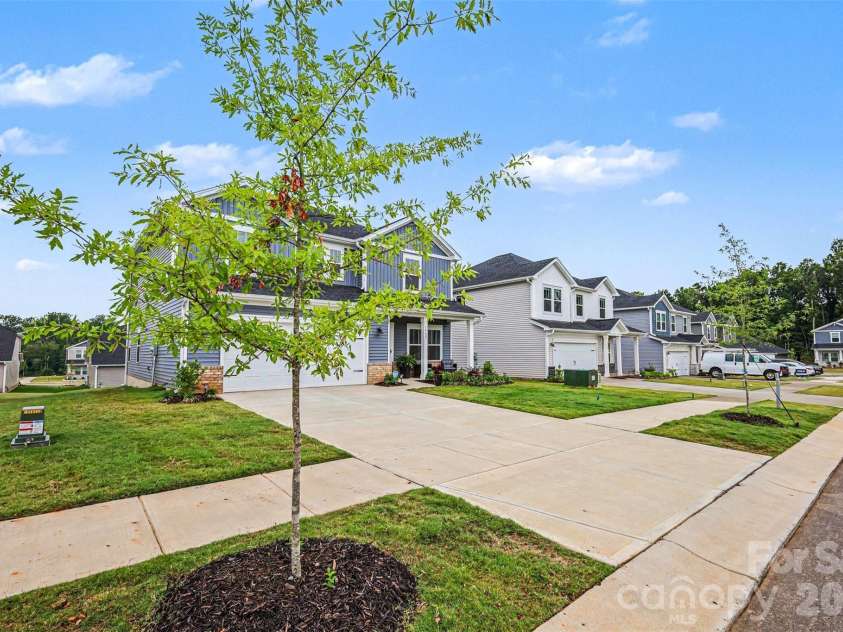 1460 Carthage Drive, Salisbury, NC 28144.  MLS# CAR4403282, YatesRealty ID 36951. 