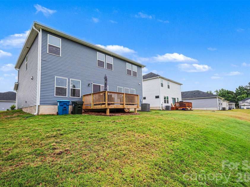 1460 Carthage Drive, Salisbury, NC 28144.  MLS# CAR4403282, YatesRealty ID 36951. 