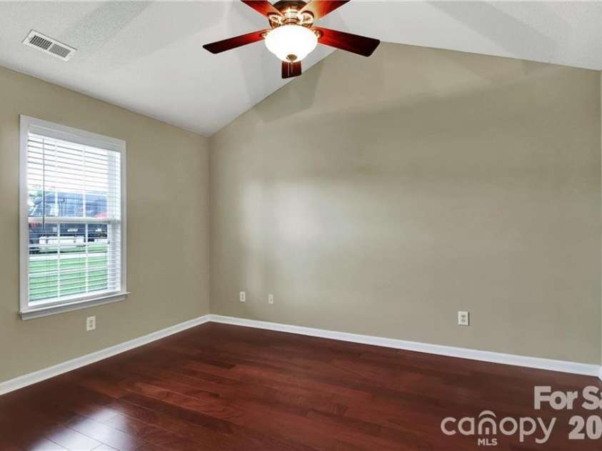 4165 Thomas Sam Drive, Rock Hill, SC 29732.  MLS# CAR4396337, YatesRealty ID 36952. 