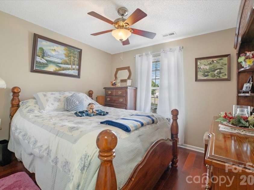 4165 Thomas Sam Drive, Rock Hill, SC 29732.  MLS# CAR4396337, YatesRealty ID 36952. 
