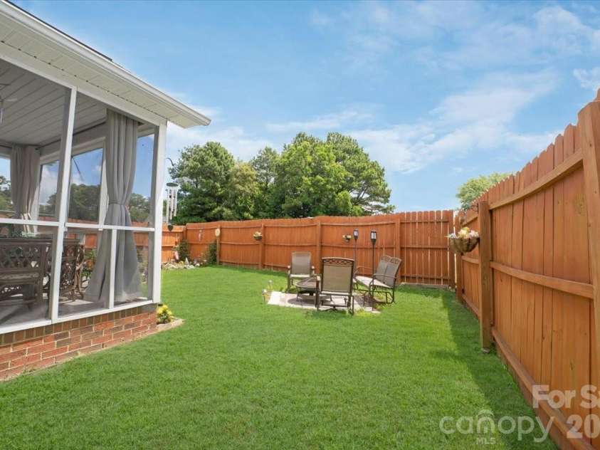 4165 Thomas Sam Drive, Rock Hill, SC 29732.  MLS# CAR4396337, YatesRealty ID 36952. 