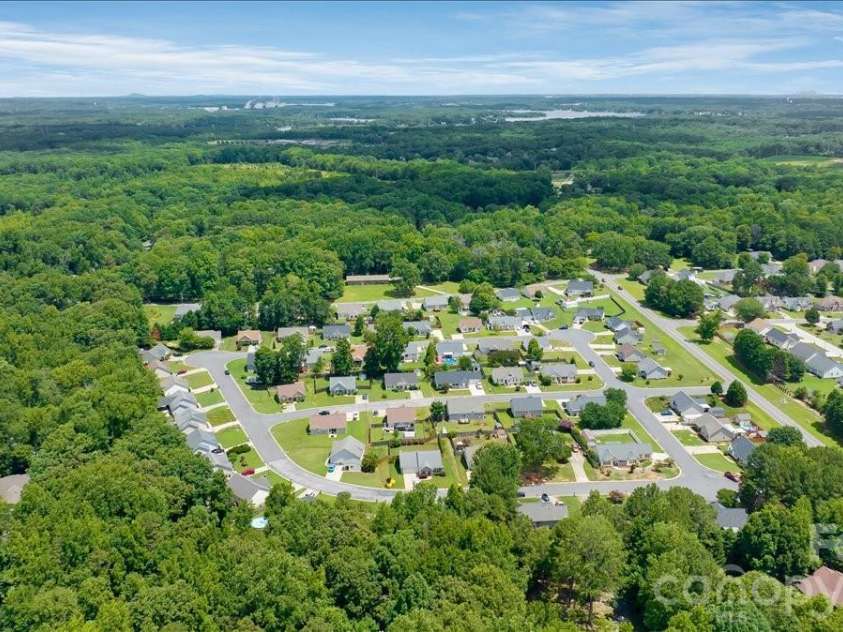 4165 Thomas Sam Drive, Rock Hill, SC 29732.  MLS# CAR4396337, YatesRealty ID 36952. 