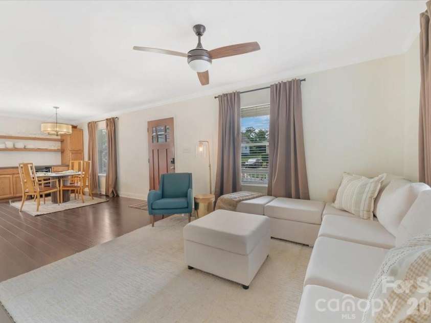 500 Katonah Avenue, Charlotte, NC 28208.  MLS# CAR4394042, YatesRealty ID 36953. 