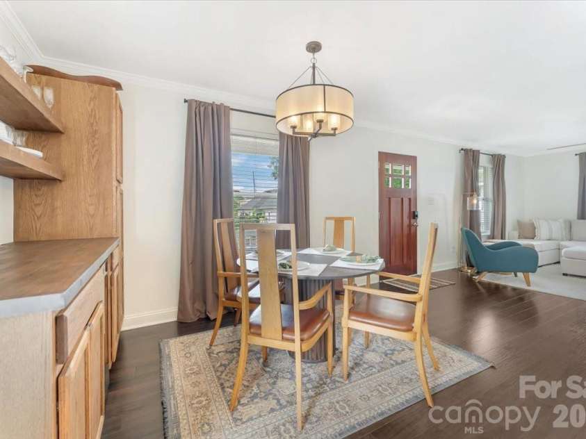 500 Katonah Avenue, Charlotte, NC 28208.  MLS# CAR4394042, YatesRealty ID 36953. 