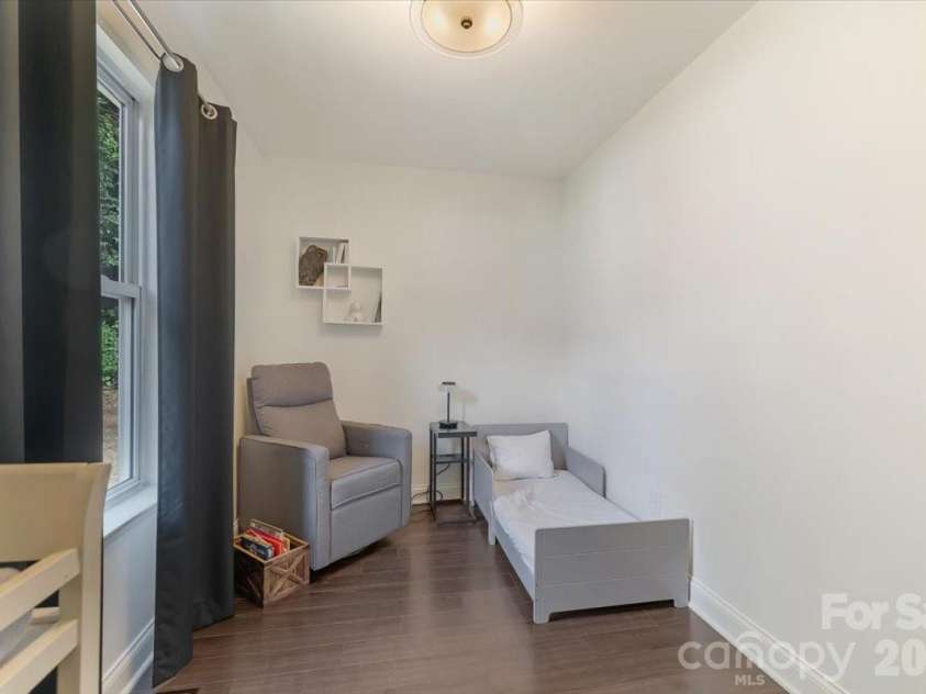 500 Katonah Avenue, Charlotte, NC 28208.  MLS# CAR4394042, YatesRealty ID 36953. 