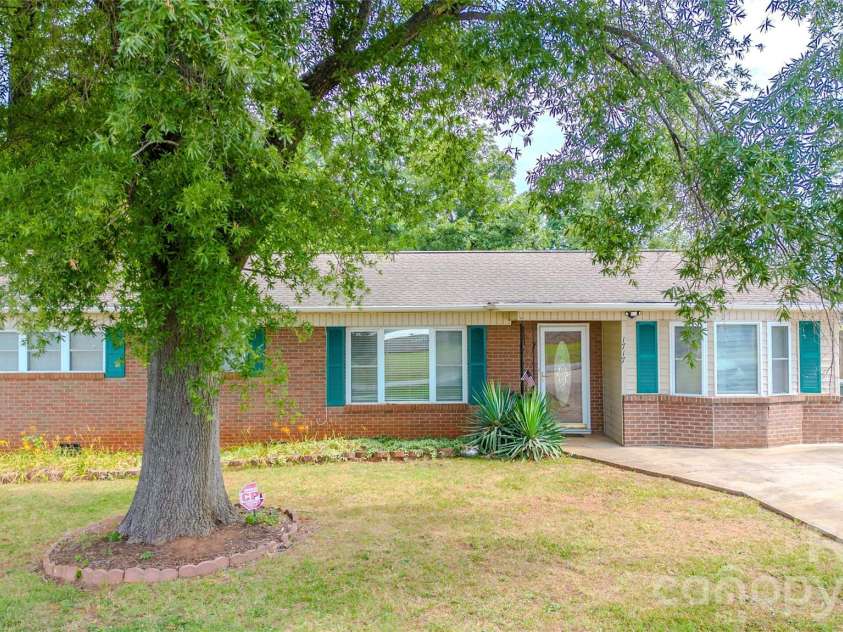 1717 Emmanuel Church Road, Conover, NC 28613.  MLS# CAR4400602, YatesRealty ID 36954. 