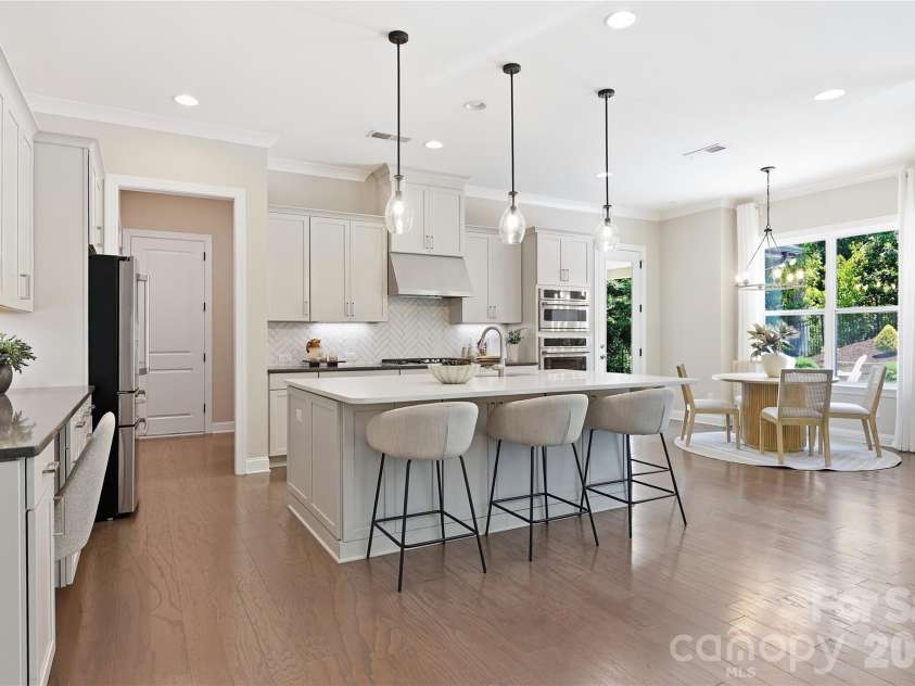 18314 Doves Crest Road, Cornelius, NC 28031.  MLS# CAR4397375, YatesRealty ID 36956. Gourmet kitchen awaits!
