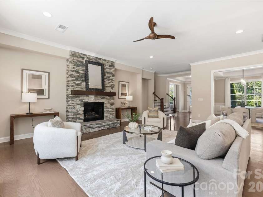 18314 Doves Crest Road, Cornelius, NC 28031.  MLS# CAR4397375, YatesRealty ID 36956. Spacious great room
